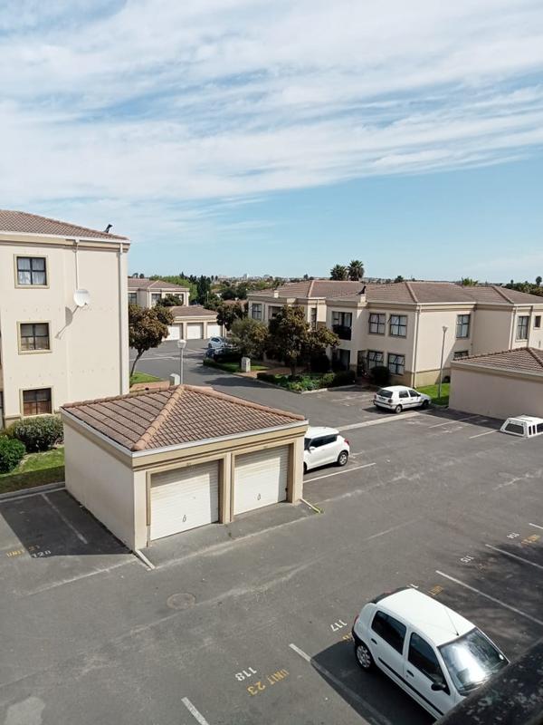 To Let 3 Bedroom Property for Rent in Parklands Western Cape